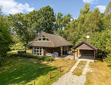 Vakantiehuis "Hristijan" - 4.8km from the sea