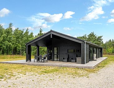 Vakantiehuis &quot;Sighvat&quot; - 300m from the sea