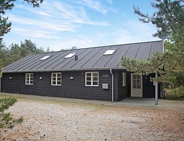 Vakantiehuis "Beka" - 500m from the sea