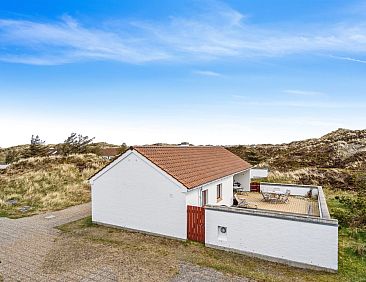 Vakantiehuis "Viena" - 400m from the sea