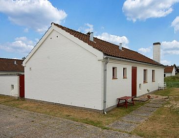 Vakantiehuis "Frieda" - 7.2km from the sea