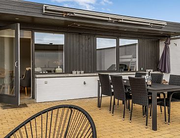 Vakantiehuis "Tarvo" - 400m from the sea