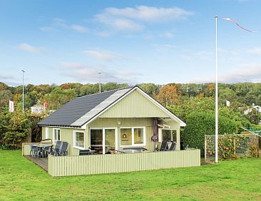 Vakantiehuis "Lilibeth" - 300m from the sea