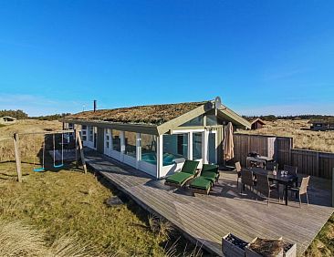 Vakantiehuis "Falka" - 800m from the sea