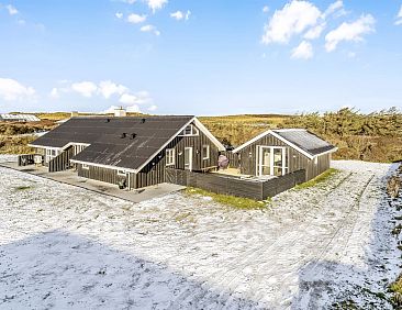 Vakantiehuis "Iida" - 100m from the sea