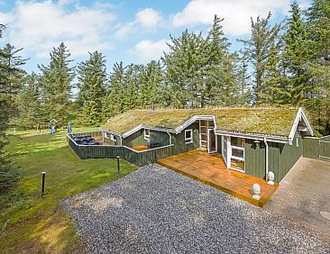 Vakantiehuis "Sunneva" - 1km from the sea