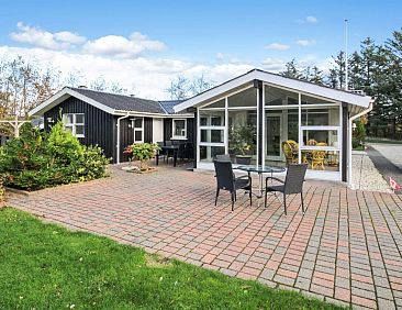 Vakantiehuis "Antonella" - 850m from the sea