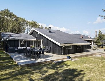 Vakantiehuis &quot;Yessica&quot; - 300m from the sea