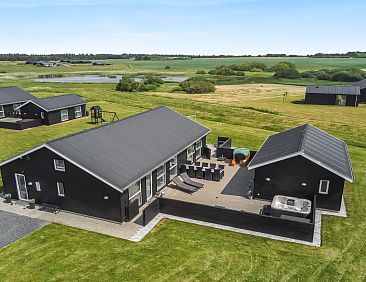 Vakantiehuis "Dwerg" - 1.5km from the sea