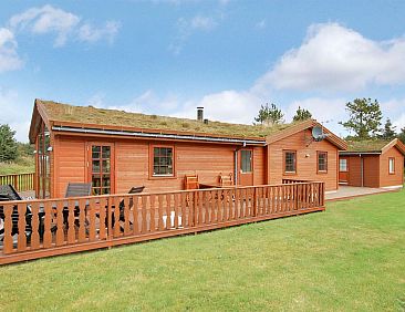 Vakantiehuis "Jo" - 1.2km from the sea