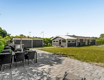 Vakantiehuis "Rathi" -  from the sea