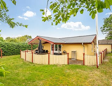 Vakantiehuis "Stefanka" - 225m from the sea
