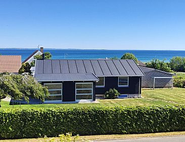 Vakantiehuis &quot;Rikulf&quot; - 150m from the sea