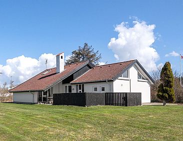 Vakantiehuis &quot;Faina&quot; - 100m from the sea