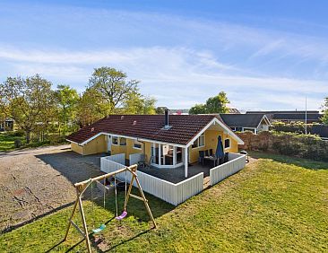 Vakantiehuis &quot;Dolores&quot; - 100m from the sea