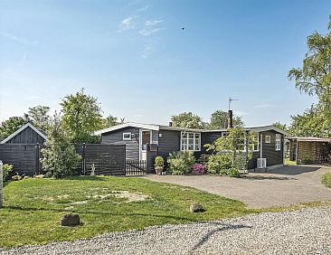Vakantiehuis "Hjalmsvider" - 300m from the sea