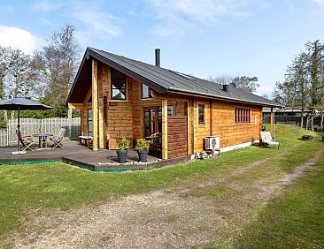 Vakantiehuis "Fortuna" - 200m from the sea