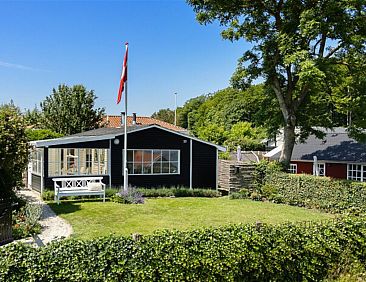 Vakantiehuis "Lilie" - 150m from the sea