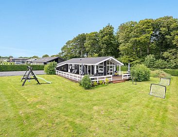 Vakantiehuis &quot;Darja&quot; - 300m from the sea