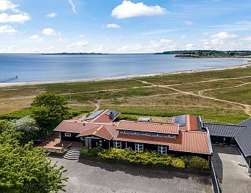 Vakantiehuis &quot;Xaverius&quot; - 30m from the sea