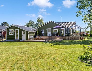 Vakantiehuis &quot;Naya&quot; - 500m from the sea