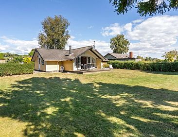 Vakantiehuis "Annelore" - 400m from the sea