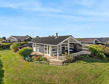 Vakantiehuis &quot;Tjarven&quot; - 350m from the sea