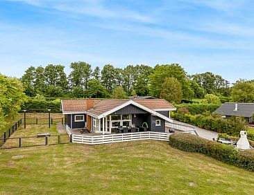 Vakantiehuis &quot;Joonatan&quot; - 900m from the sea