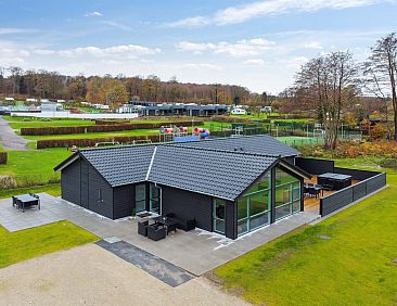 Vakantiehuis "Clare" - 100m from the sea