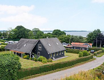 Vakantiehuis "Cajsa" - 200m from the sea