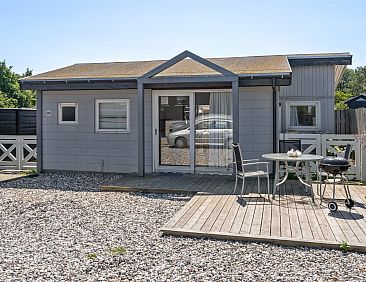 Vakantiehuis "Alvina" - 25m from the sea