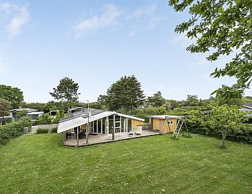 Vakantiehuis "Virpi" - 400m from the sea