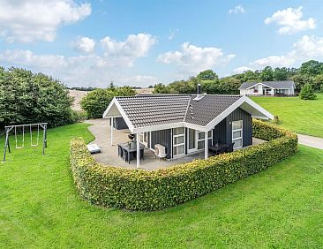 Vakantiehuis &quot;Deline&quot; - 250m from the sea