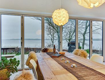 Vakantiehuis &quot;Lika&quot; - 25m to the fjord