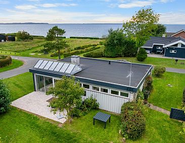 Vakantiehuis &quot;Rikkart&quot; - 100m from the sea