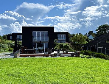 Vakantiehuis "Anny" - 100m from the sea