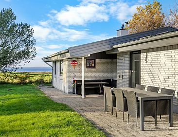 Vakantiehuis "Sigbrit" - 100m from the sea