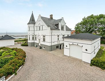 Vakantiehuis "Stefanie" - 10m from the sea