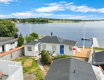 Vakantiehuis "Jorek" - 10m to the fjord