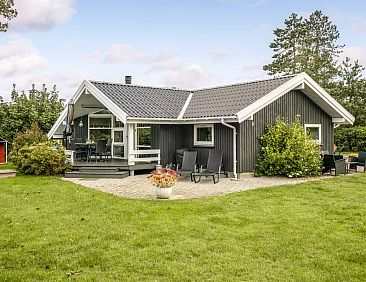 Vakantiehuis "Stasia" - 75m from the sea