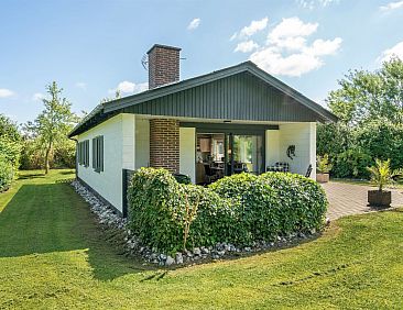 Vakantiehuis "Suni" - 400m from the sea