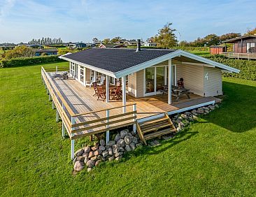 Vakantiehuis "Arton" - 300m from the sea