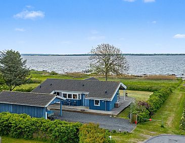 Vakantiehuis "Imelda" - 75m from the sea