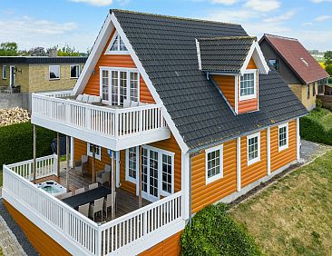 Vakantiehuis "Romy" - 450m from the sea