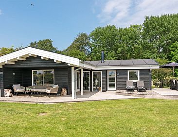 Vakantiehuis "Ølwir" - 400m to the fjord