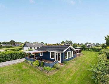 Vakantiehuis "Roar" - 500m from the sea