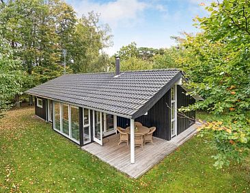 Vakantiehuis "Follerich" - 250m from the sea