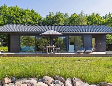 Vakantiehuis "Ilvy" - 850m from the sea