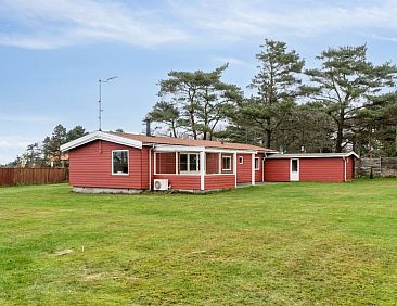 Vakantiehuis "Torbjörn" - 100m from the sea