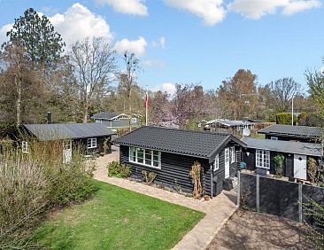 Vakantiehuis "Gunnhild" - 500m from the sea